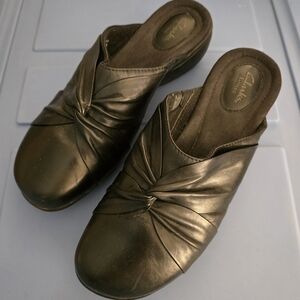 Clarks Women's Black Slip-On Shoes